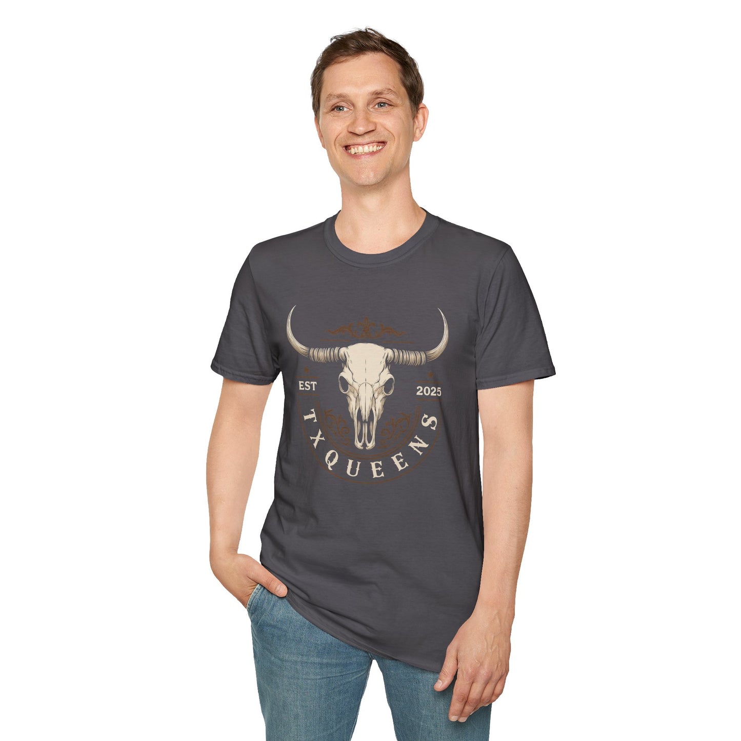 TXQUEENS Design Unisex T-Shirt - Cowgirls