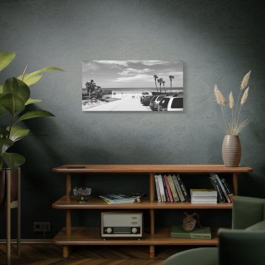 Serene Black & White Beach Vibes - Canvas Art
