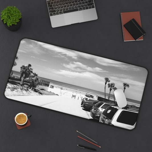 Desk Mat - Relaxing Day at Daytona Beach