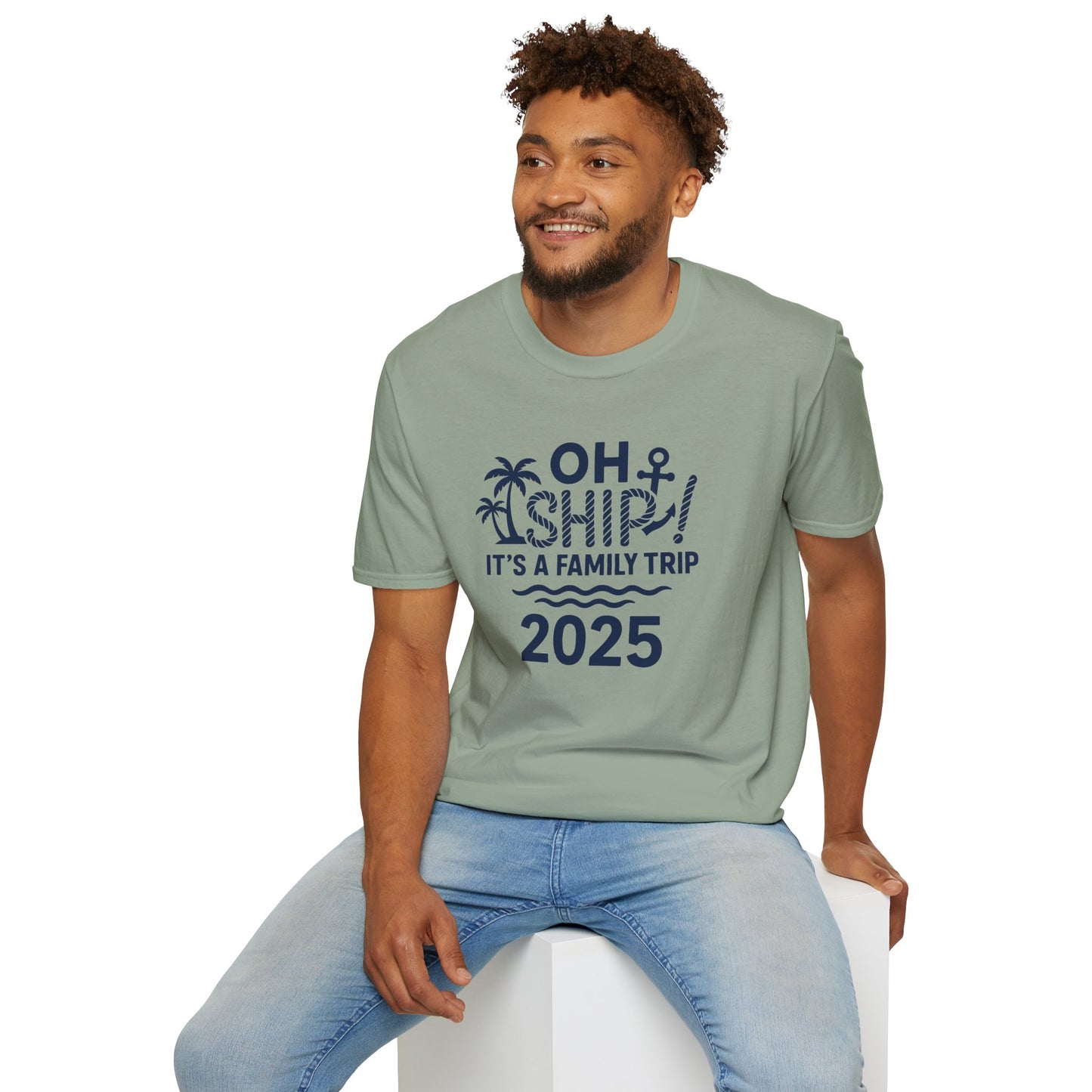 Family Cruise Vacation T-Shirt - Oh Ship, It's A Family Trip