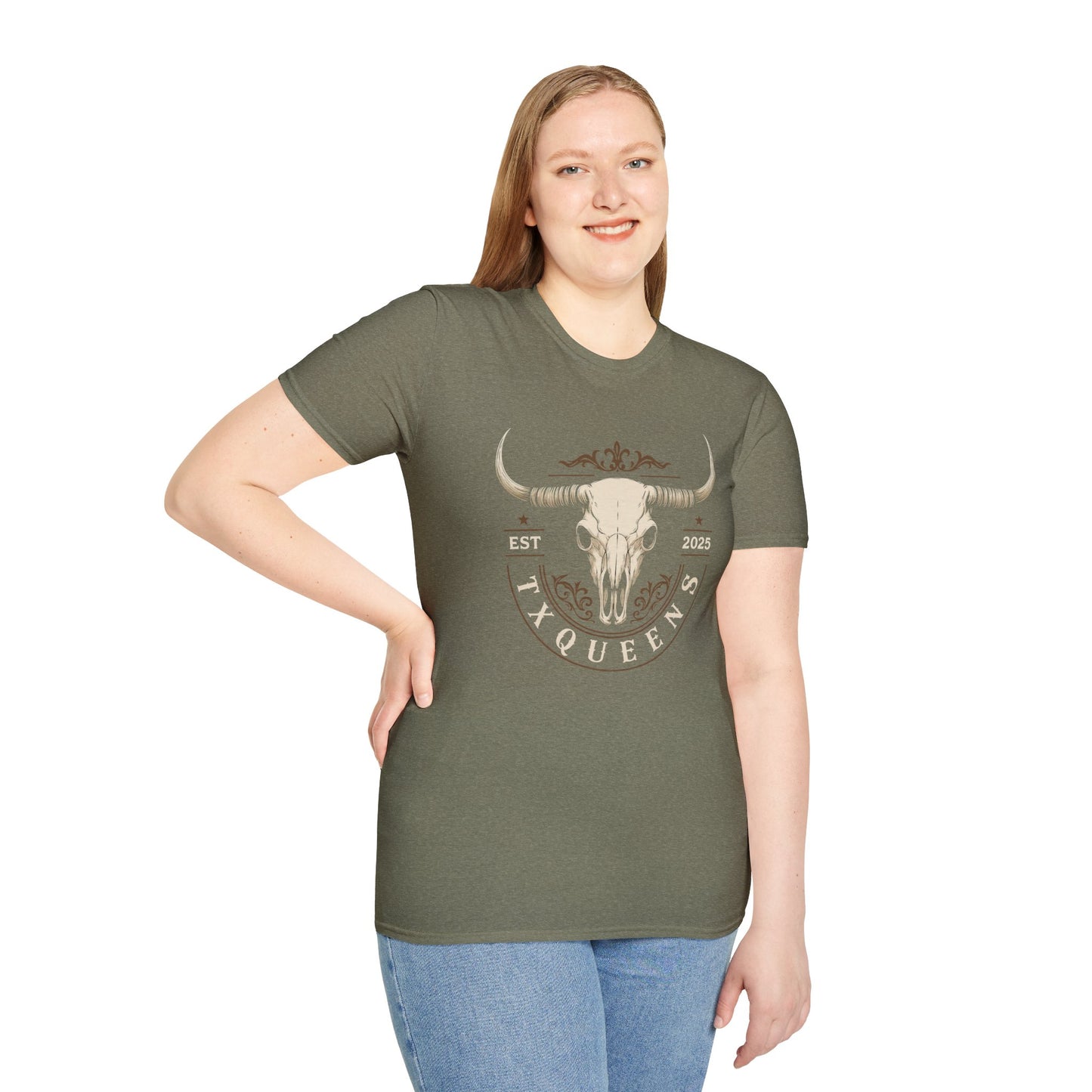 TXQUEENS Design Unisex T-Shirt - Cowgirls
