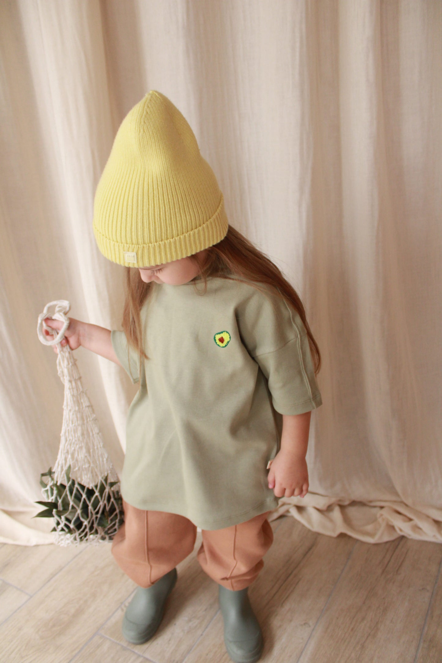 Honey and Hive - Oversize Avocado T-shirt