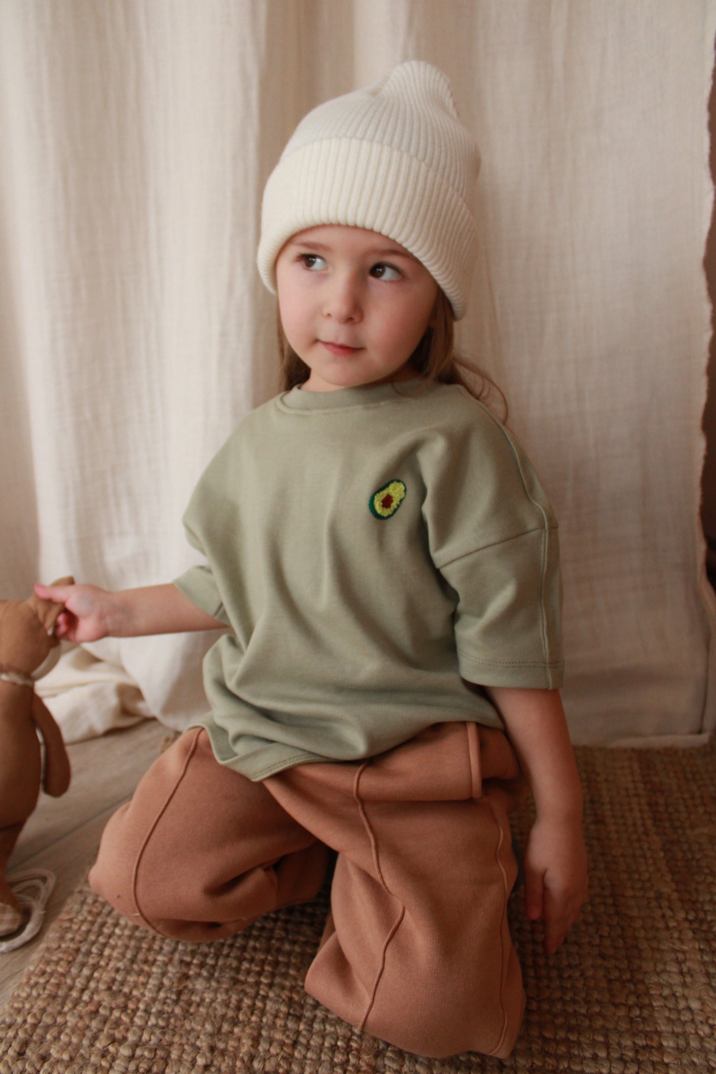 Honey and Hive - Oversize Avocado T-shirt